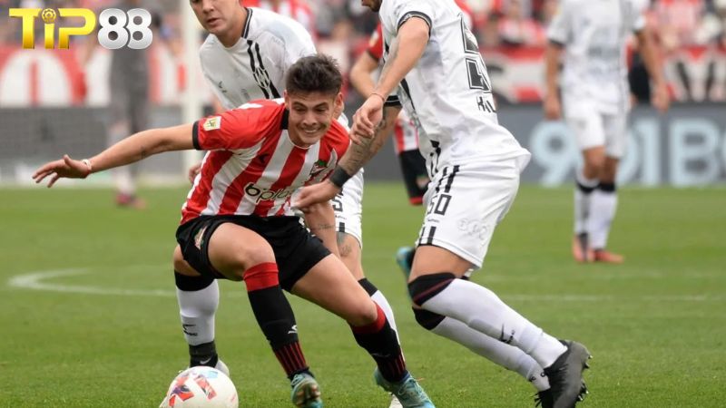 Lịch sử đối đầu giữa Estudiantes L.P vs Central Cordoba