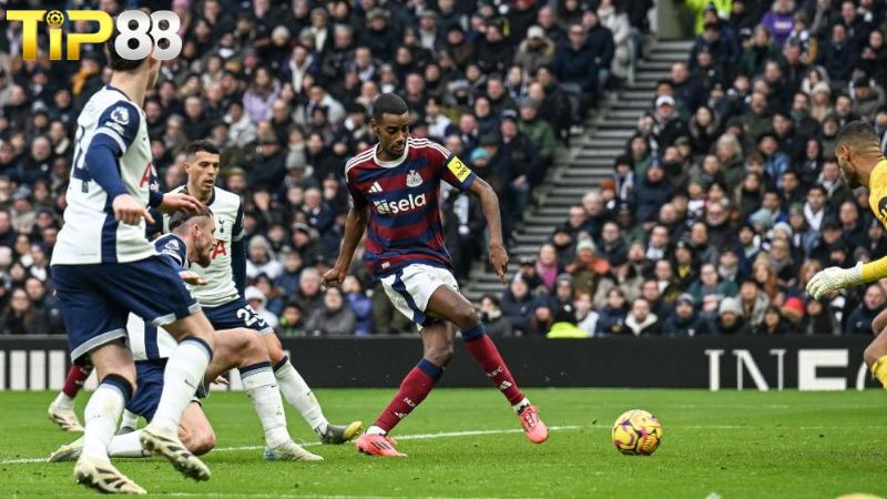 Lịch sử đối đầu giữa Tottenham Hotspur vs Newcastle United