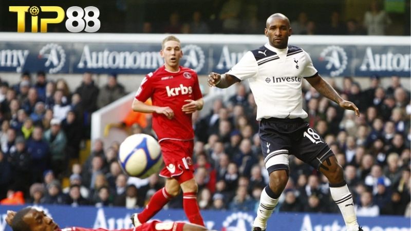 Lịch sử đối đầu giữa Tottenham vs Charlton