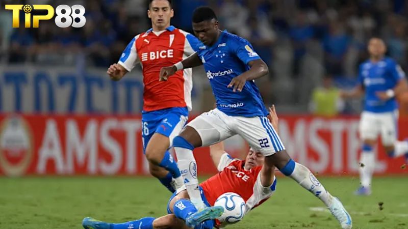 Lịch sử đối đầu giữa Universidad Catolica Santiago vs Cruzeiro